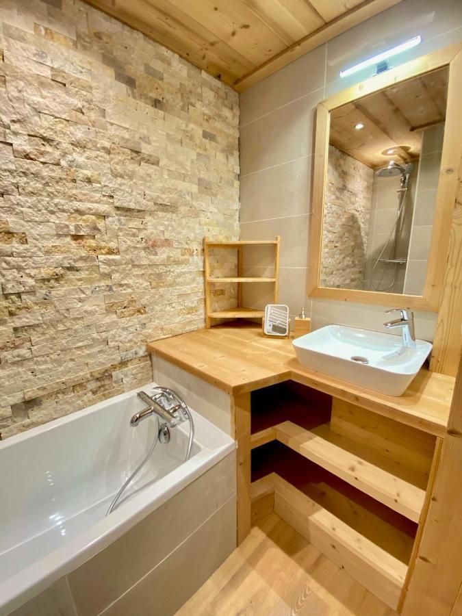 Le Janus, Pied Des Pistes, 2 Garages, Terrasse Avec Sauna Montgenevre Exterior photo